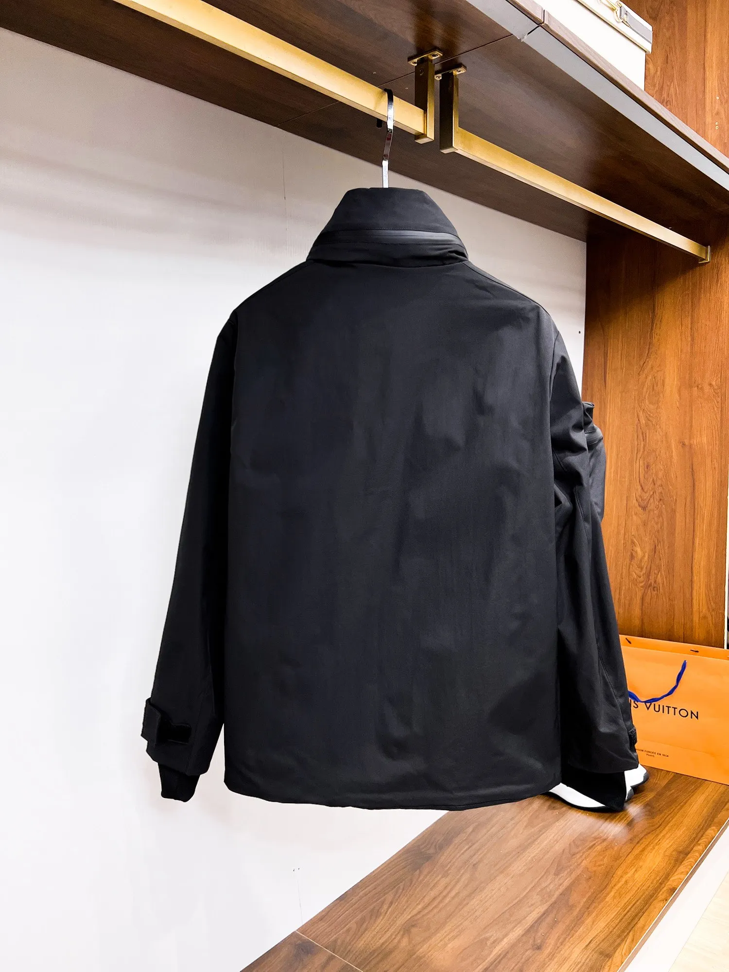 Same Style， ， 2026 New Arrival ，Original Premium Breathable ， ， ， Quality。 ， Sizes：M～3XL，